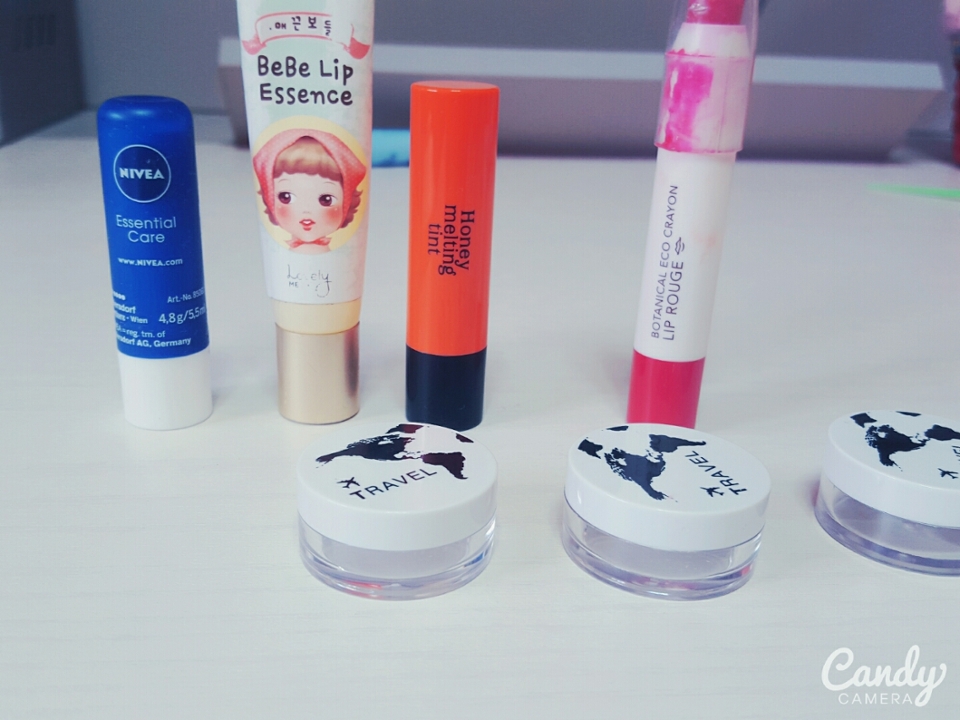 우선 요 아이들을 준비해주쎄요!!! 저는 립루즈는 선물 받았는데 잘 안써서 사용했습니다!!정말 한두번 사용했는데 더러워졌...😂 멜팅틴트는 여긴 썸머!!!가 되니까 아주 멜팅 해버리더라구요 흫😅 니베아도 아주 잘 멜팅.......