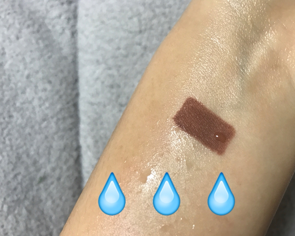 흐르는 물에 한번 문지러 보겠습니다!!

