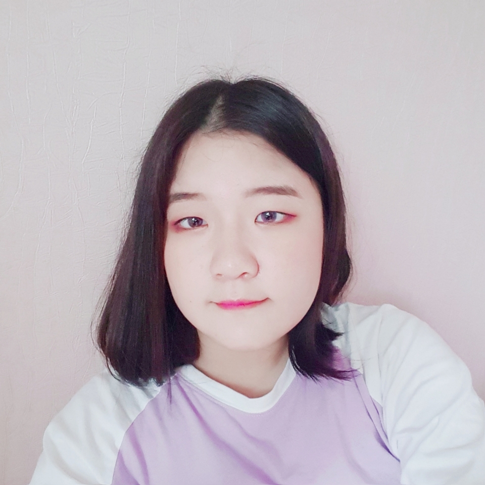 이게 렌즈 색감이 잘 보여요!
진짜 이 렌즈 너무 이쁩니다..