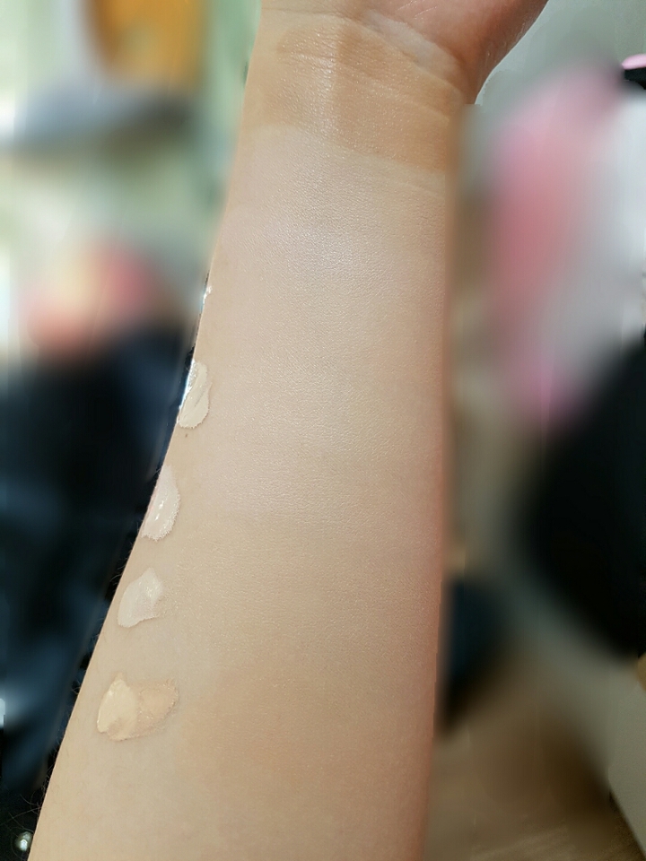 위 에스쁘아
아래 맥