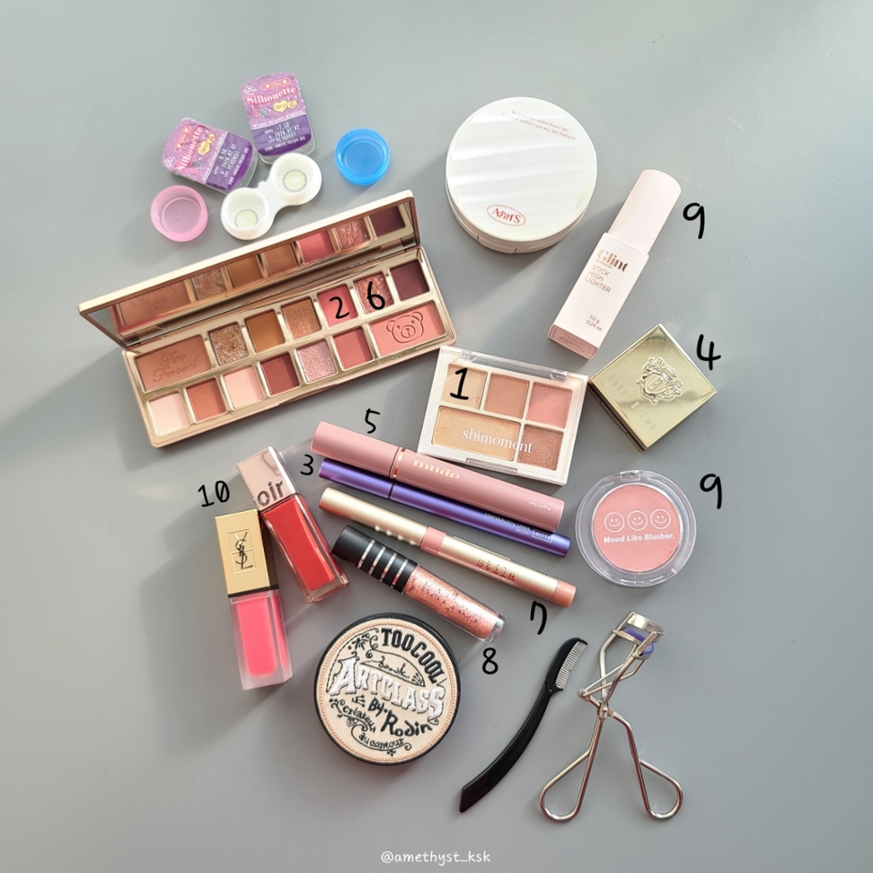 제가 사용한 제품들이예요!!
번호는 메이크업 튜토리얼 설명에서 쓰일 순서입니다.