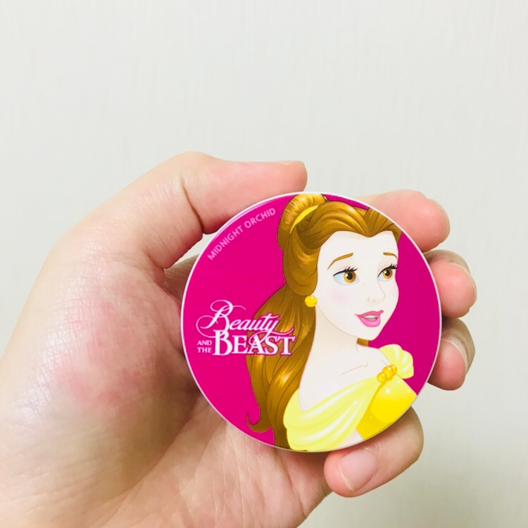 제품!
작어요!!블러셔 제품크기 만한 것 같아요 조금 더 작은 것 같기도..