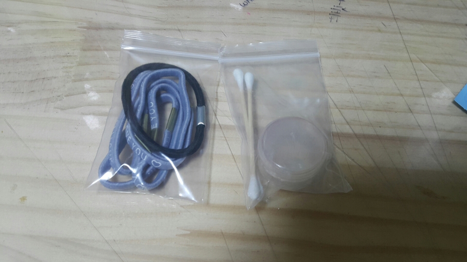 고무줄이랑 바세린+면봉