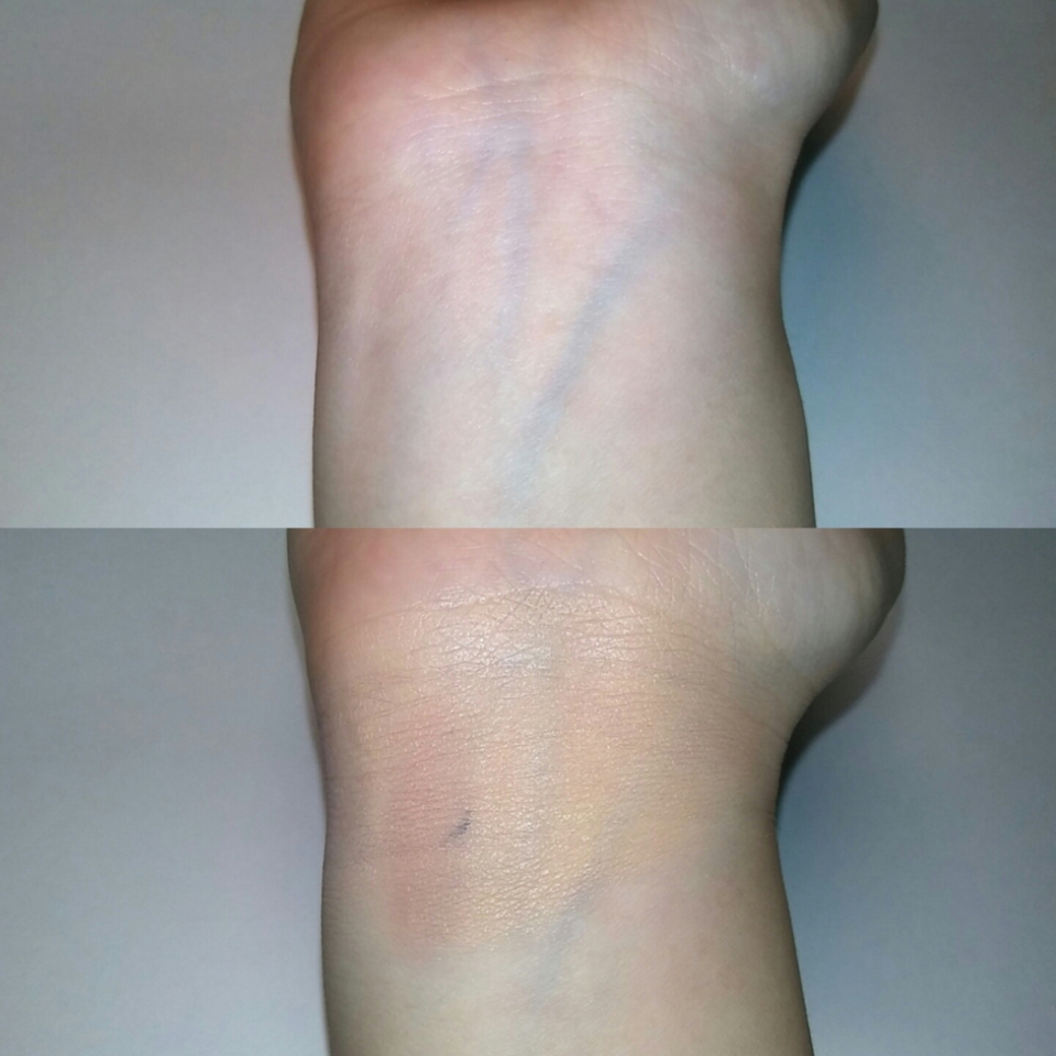 핏줄을 가려보면서 커버력 테스트 해볼게용~ 아이라이너로 하려다가 파데 유분 때문에 다 지워져서 이제 핏줄로 하려구용😸😸
아래 가린 거 보몀 다 가려졌숩니당.. 커버력 인정!!👍🌸