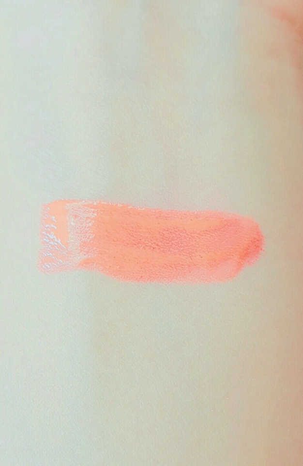 색 잡기가 너무 힘들어서 어쩔 수 없이 필터를 씌웠습니다..ㅠ 흰끼있는 색 잡기가 힘들더군요. 코랄의 정석같은 색입니다. 약간 주황끼가 더 도는.