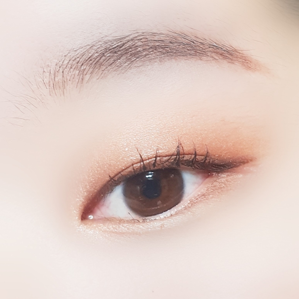 14번 색상으러 라인을 사알짝 풀어주규
마스카라를 해주면 끝!!😍