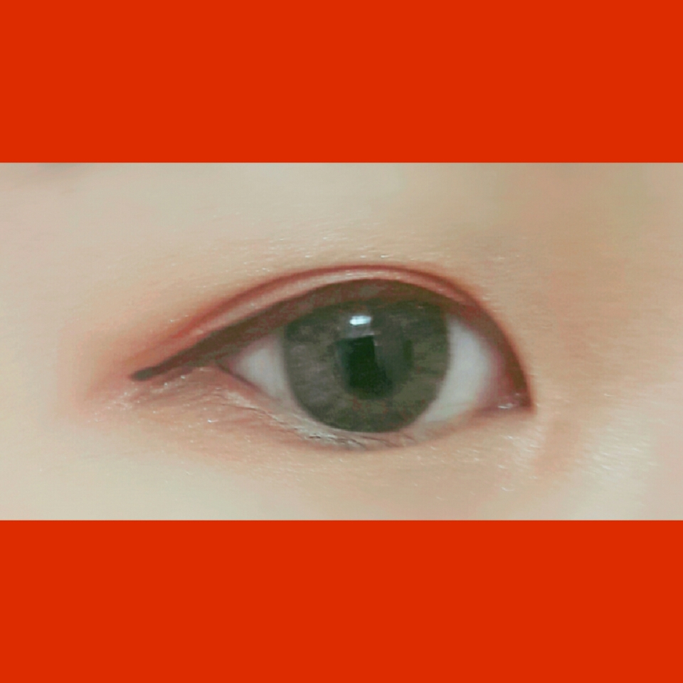 필터O

이렇게 그레이렌즈에 어울리는 붉은메이크업이 끝입니다
섀도우2개로도 끝낼수있어서 부담없이 하실수있는 메이크업이에요
튀는그레이렌즈든 튀지않는그레이렌즈든 다 어울리니깐 한번 해보세요

유용하셨다면 좋아요와 팔로우해주시고 궁금한점은 댓글을 남겨주세요