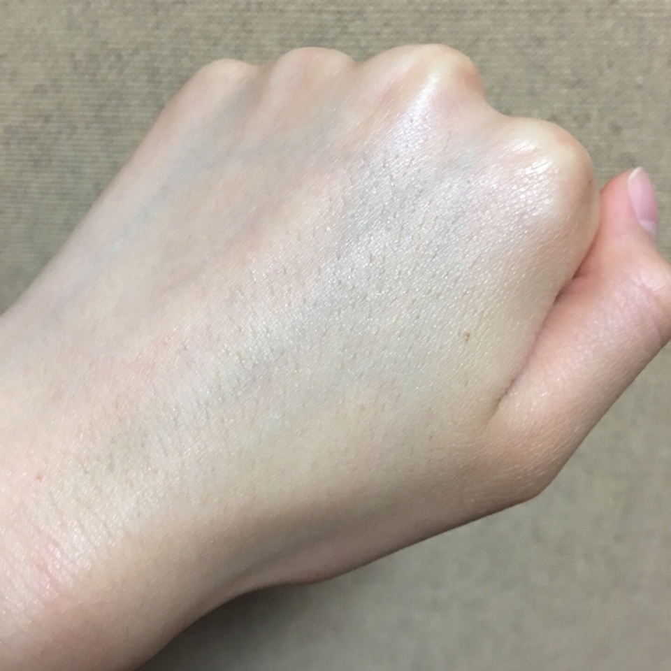 마무리는 산뜻하게 마무리돼요! 여름에 가볍게 사용하면 좋을 듯 해요!! 