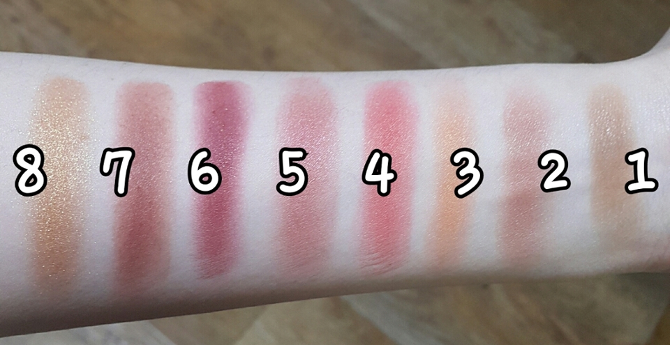 팔목 발색샷이예요!