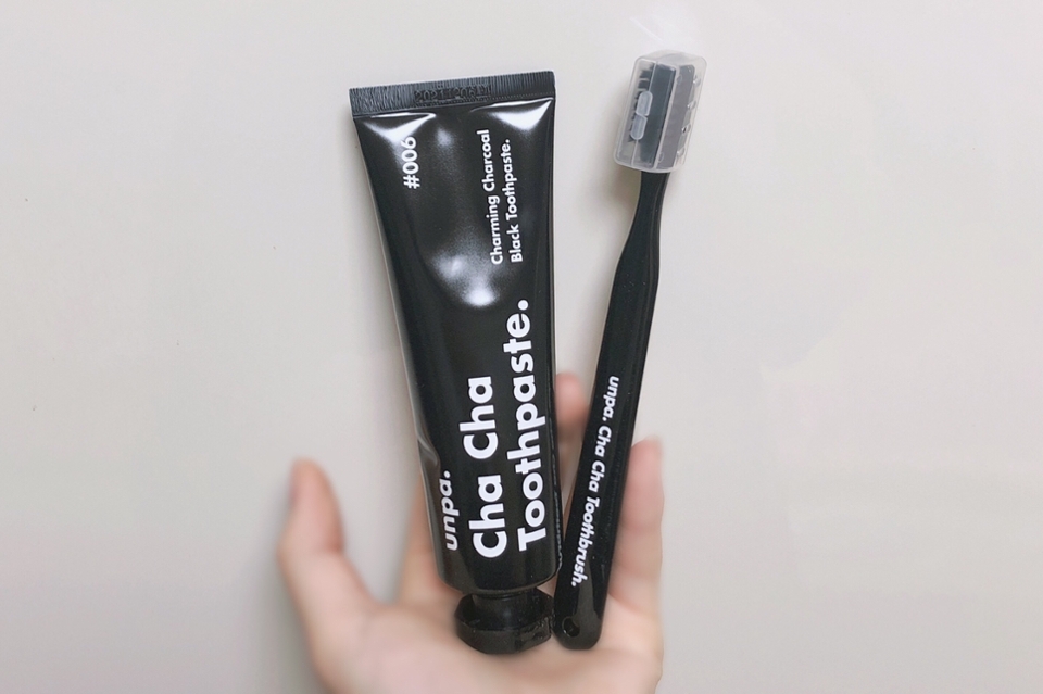 올 블랙... 마음이 안정되는 느낌이에요