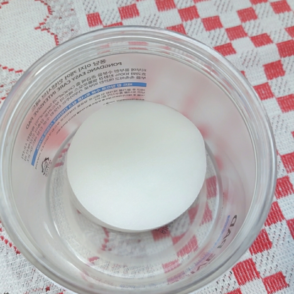 꽤 썼는데도 에센스가 엄청 많죠?
전 이렇게 에센스가 많은 패드들이 좋더라구요🙃