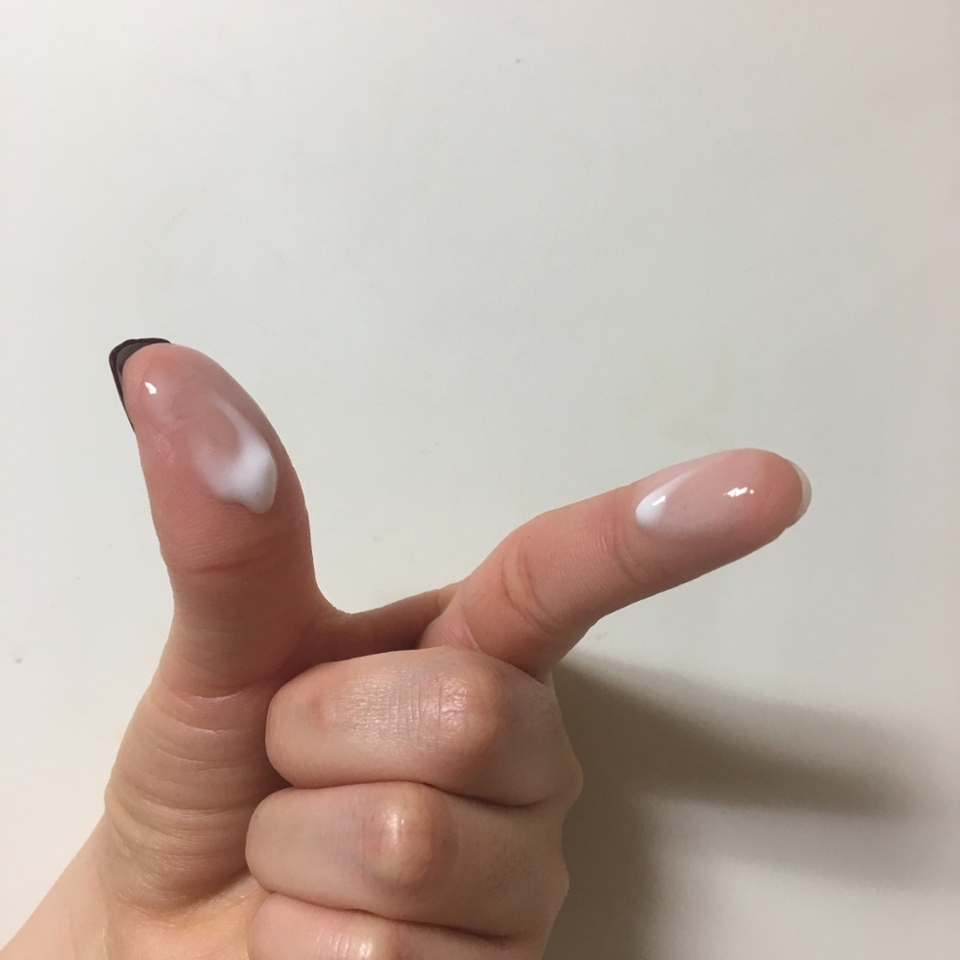 때문에 촉촉함이 오래 가지는 못하는거 같아요