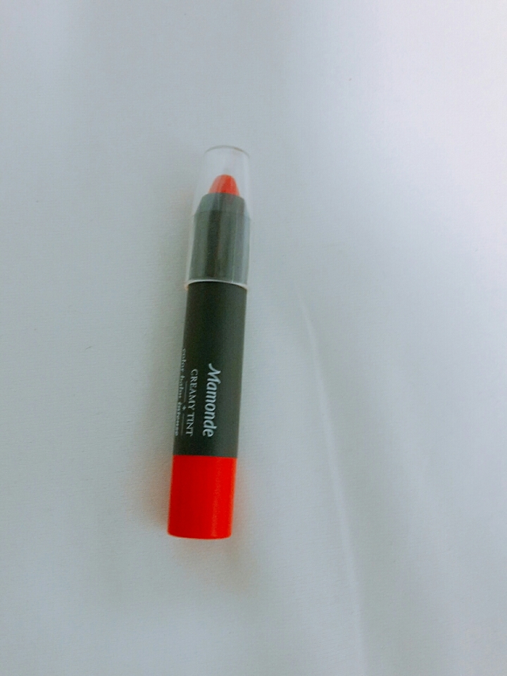 3.마몽드 크리미 틴트 컬러밤 인텐스 
12호 매트 팝 오렌지
이곤 매트하묜서 쵹쵹한면이 있어서 각질부각이 적어용💓