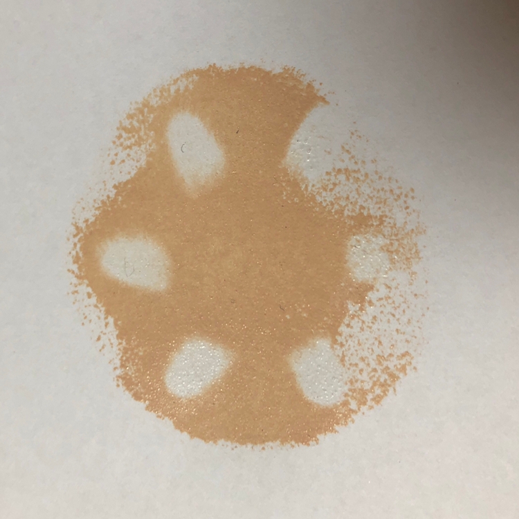 종이에 찍어봤어요