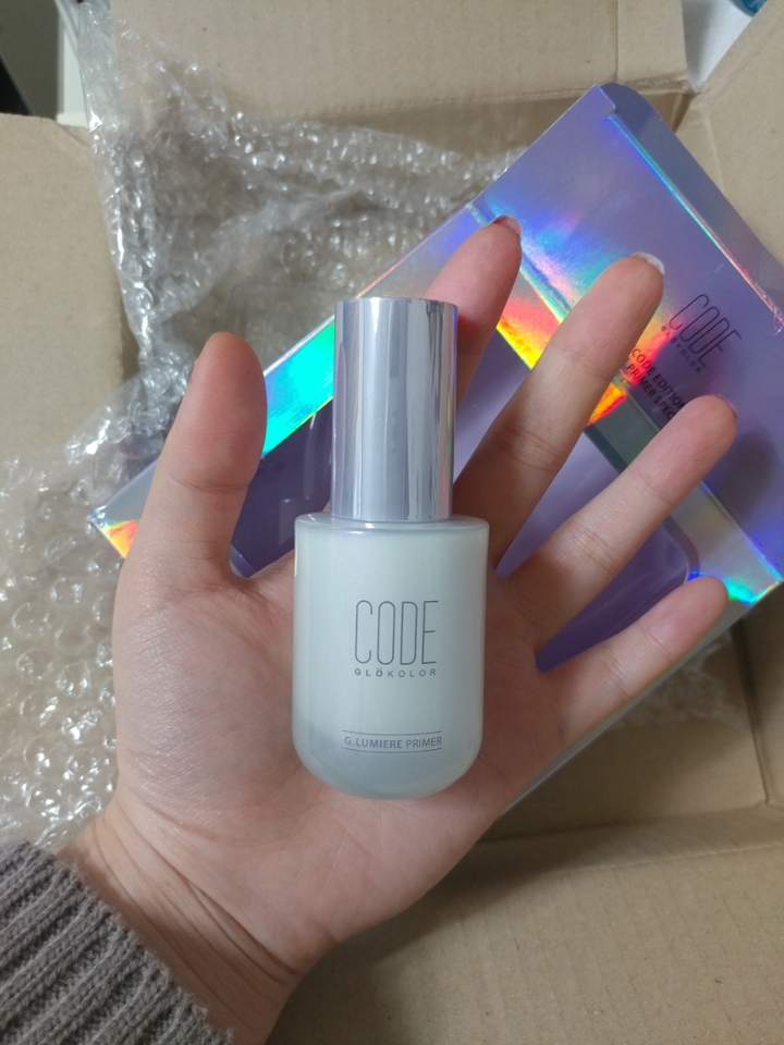 손에 딱 맞는 크기에서 조금 작은 크기입니다!