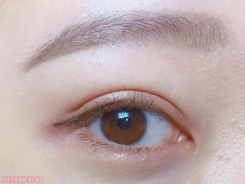 데일리로도 하기 좋은 메이크업이죵?