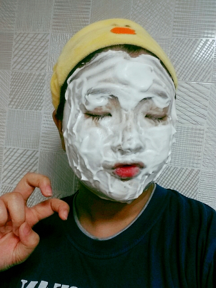 진짜 정말 비누 자체가 촉촉한것같아요ㅜㅜㅜ