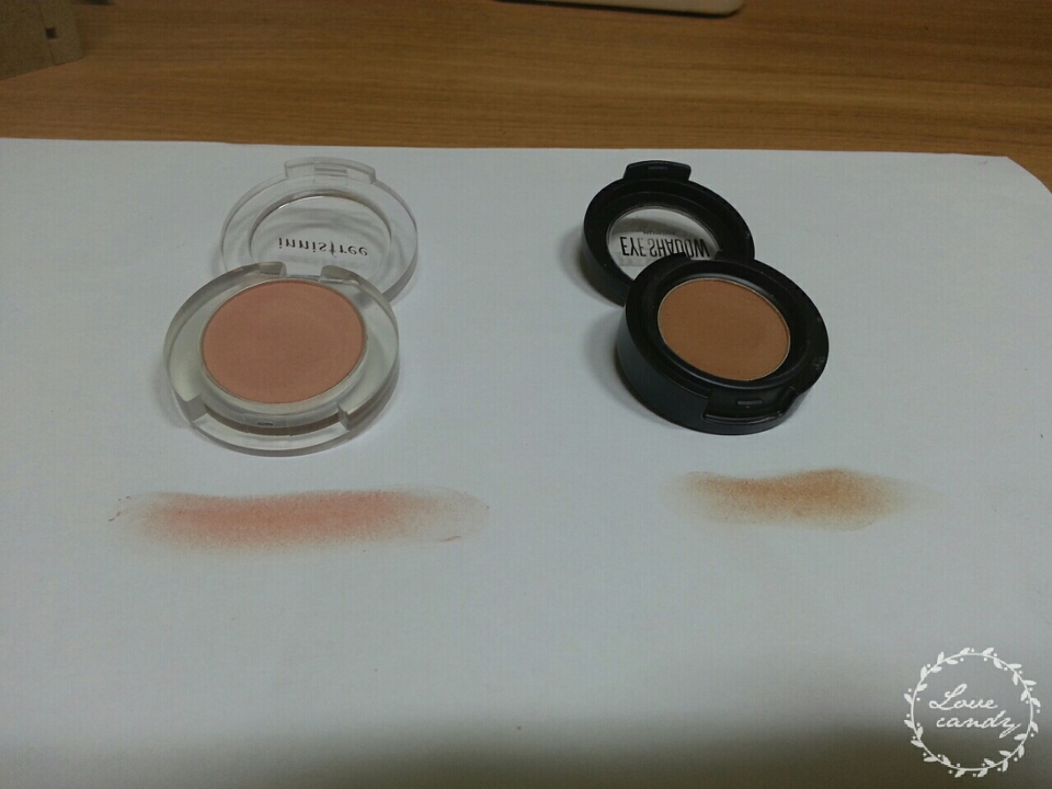 이니스프리는 쿨톤용 섀도우베이스같은 느낌? 무펄이고 붉은느낌이 강한 섀도우에요!
그리고 미미박스는 바르면 별로 티안나는 금펄이 있고 딱 데일리로 이거단독으로 발라도 이쁜 섀도우에용ㅎㅎ