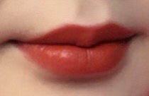 3_맥 칠리
제가 정말 좋아하는색상이에요! 웜톤분들에게 진짜강추!! 진짜 예쁜 벽돌립이에요 가을립중에 저의 베스트는 요제품입니다 ㅎㅎ 매트해요!