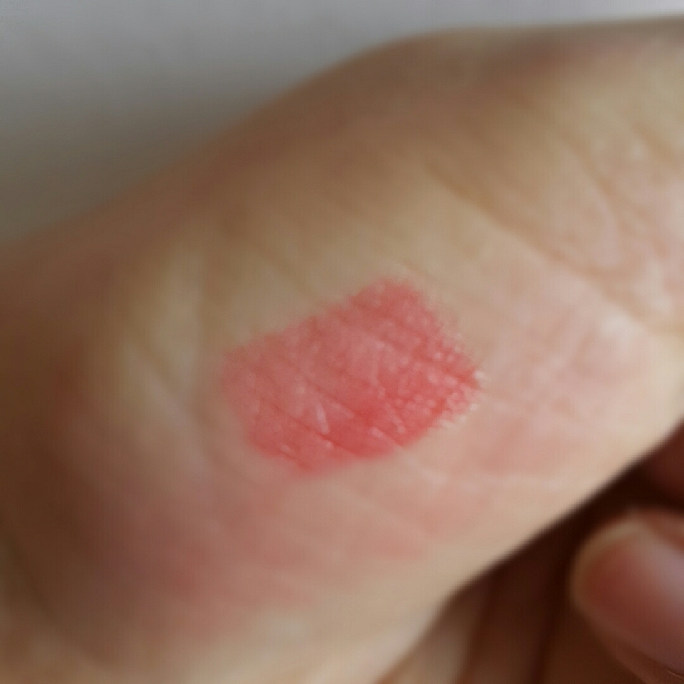 클렌징티슈로 닦은뒤 입니다
역시 착색은 페리페라... 어마무시합니다
게다가 기.승.전 핫핑크😅