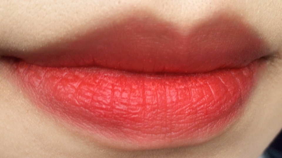 풀발샛 이에요! 그라데이션 보단 오렌지 빛이 더 올라오는것 같아요ㅎ