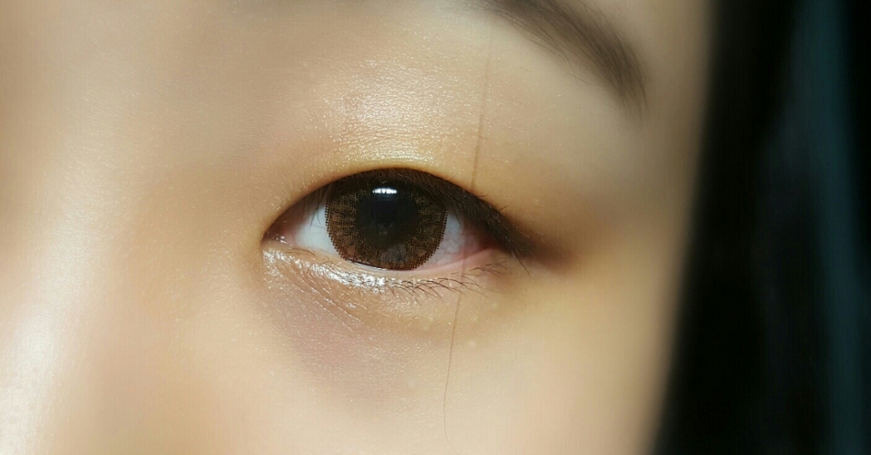 그랑그랑 브라운
세척후에 꼇슴니다.ㅎ  자연스럽게이쁘지않나여...
오히려 테두리선이 안뚜렷해서 좋은듯