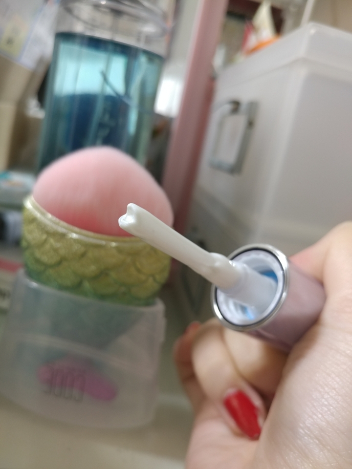 열어보니 이렇게 생겼네요~ 특이하...