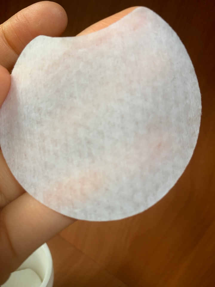 뒷면 / 앞면에 비해 부드러운느낌