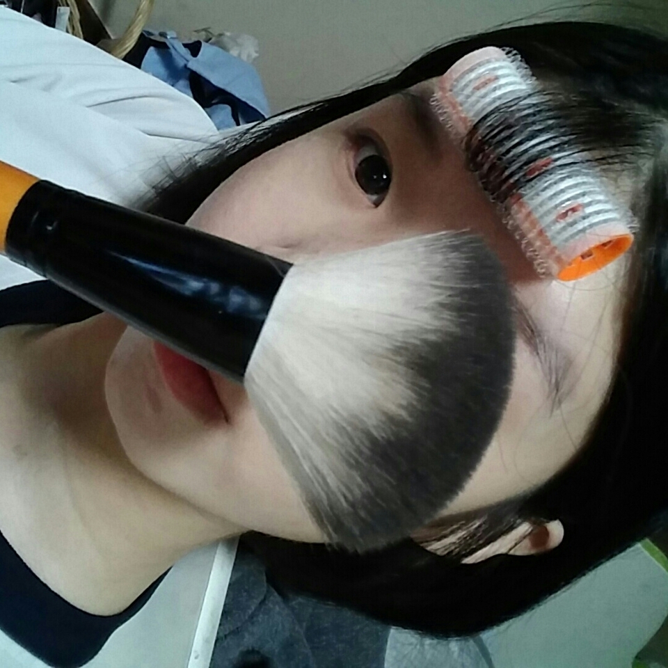 브러쉬는 3천원짜리 다이고 브러쉬구용