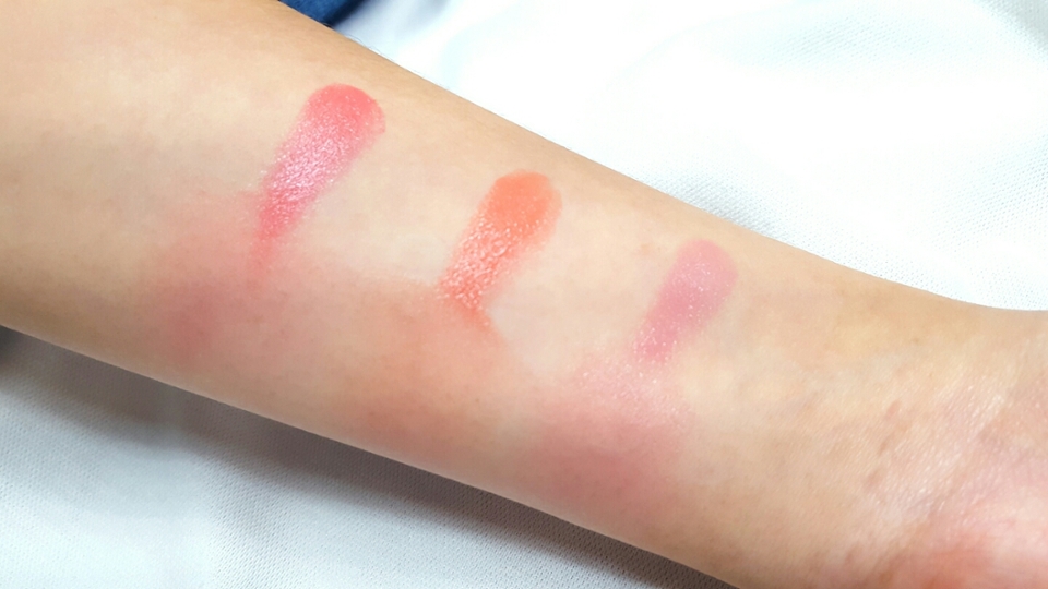 역시...bb

저보다 덕력이 높다고 제가 말씀드렸는지 모르겠네요
스스로 블렌딩해서 보시기 편하게 swatch하는 녀석.... 이렇게 조용히 언니를 가르치네요🤔

위부터

pk-4
be-5
be-8

인데요

중간컬러가 되게 오렌지스럽게 나오네요ㅠㅠ