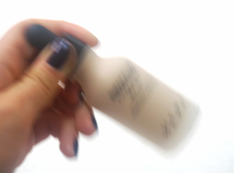 오일과 파우더가 잘 섞일 수 있게 신나게 흔들어주세용~