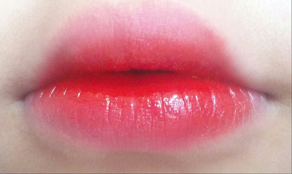 그라데이션 립이에요!!이 사진 진짜 잘나와서 혼자서 뿌듯뿌듯😝