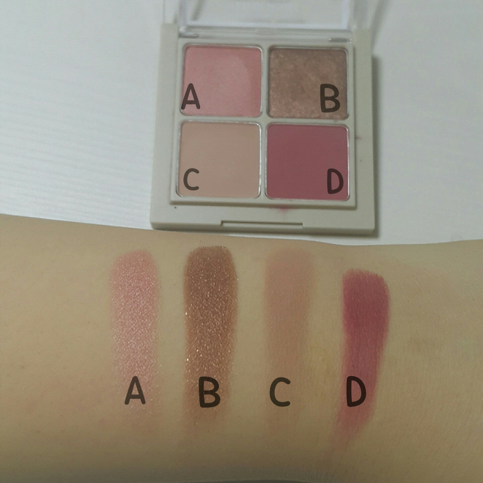 A- 로즈베리
B- 로즈가든
C- 퍼퓸드포푸리
D- 로즈부페

로 구성이 되어있으며 말린장미나 버건디 화장하기 좋은 구성같아요😀