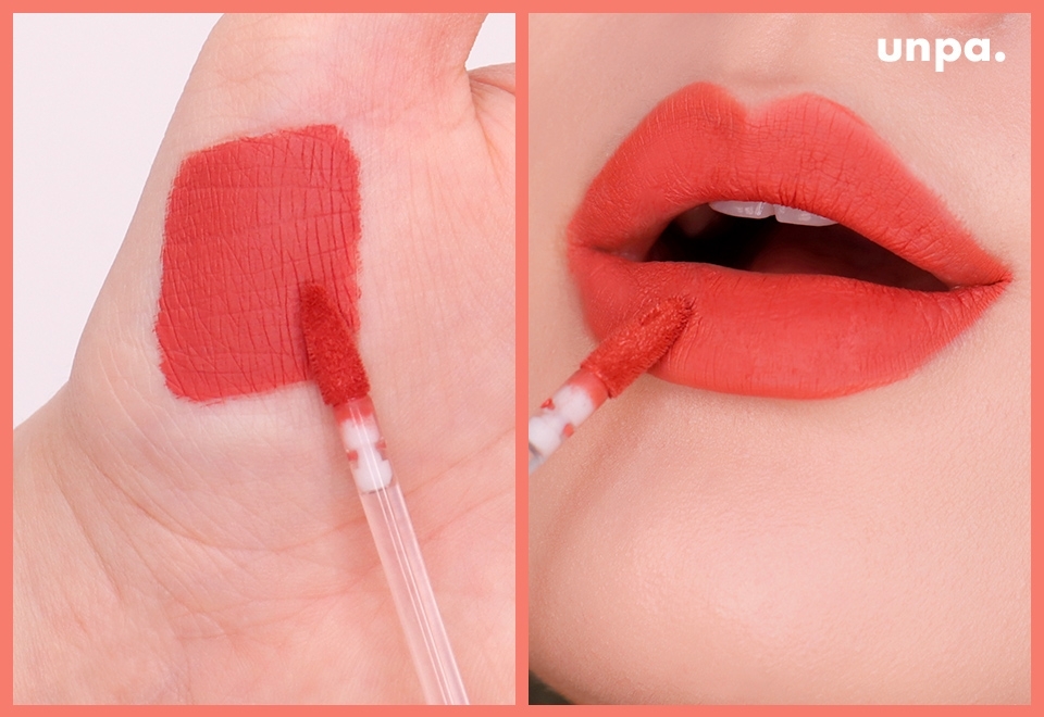 선명한 컬러감이 빠르게 입술에 픽싱되어 묻어남은 DOWN!
크리미한 리퀴드 텍스처로 그라데이션, 풀립 원하는 대로 바를 수 있어
색감에 한 번 치이고 지속력에 한 번 더 거하게 치인다 ㅇ.<
더샘.. 컬러 천재세요?! 에디터 취향 저격 탕탕!