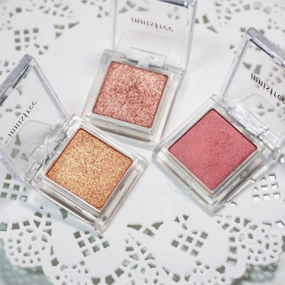 이니스프리 섀도우 중 정말 애정하는 섀도우이자 데일리 메이크업 조합이에요!