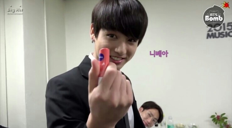 ㅋㅋㅋ저는 일부러 정국이와 똑같은 스트로베리/피치 두개 다 사왔어요ㅋㅋㅋㅋㅌㅋㅋ(사심)