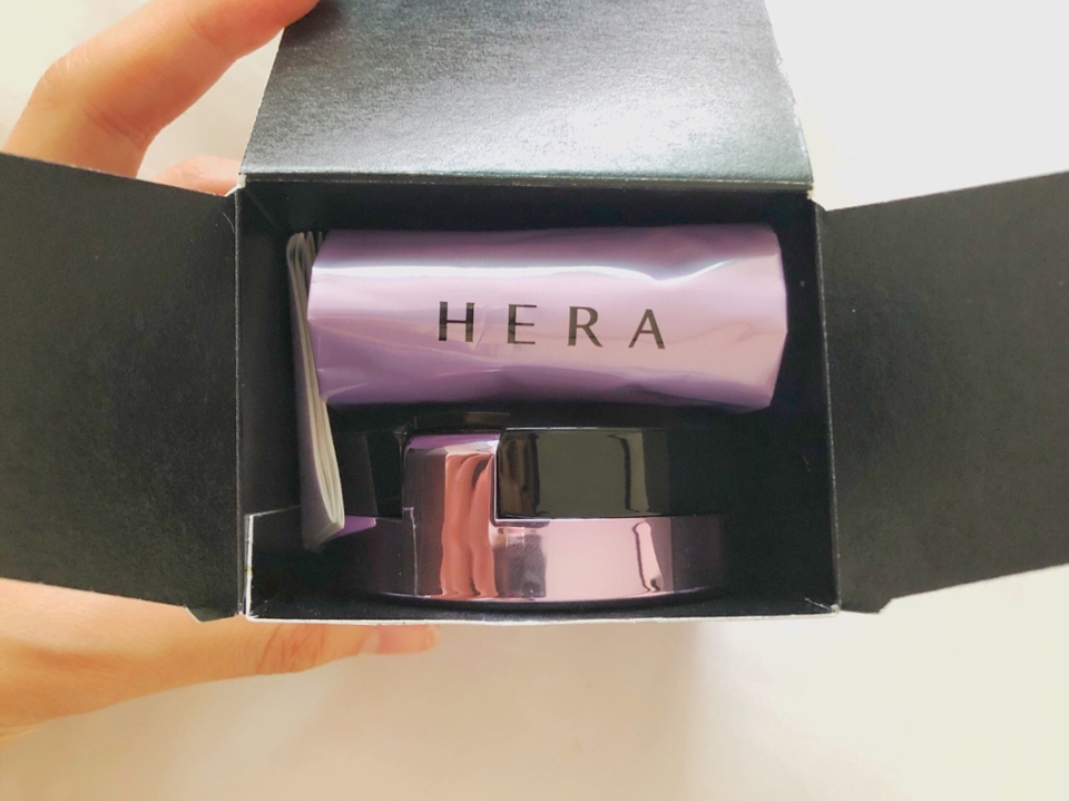 리필과 함께 들어있는 모습입니다! 빨리 꺼내볼게욥