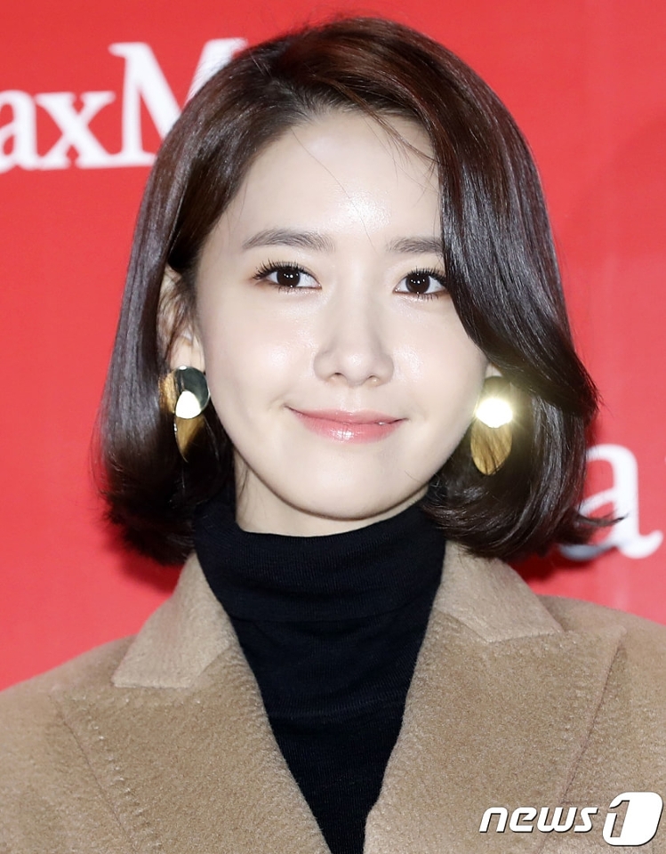 초롱초롱해 보이면서 그윽한 눈매로 예쁜 메컵 완성입니당~!>ㅇ<