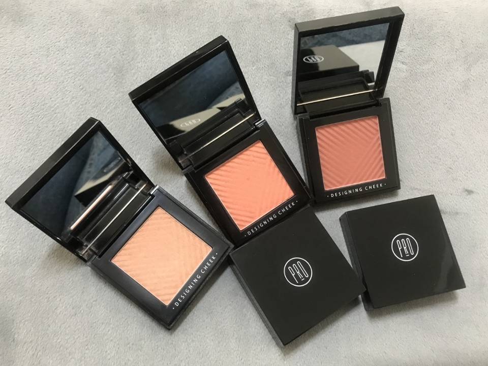 제가 구매한 프로디자이닝 치크중 유일하게 1+1으로 안사고 구매한 제품이에요~