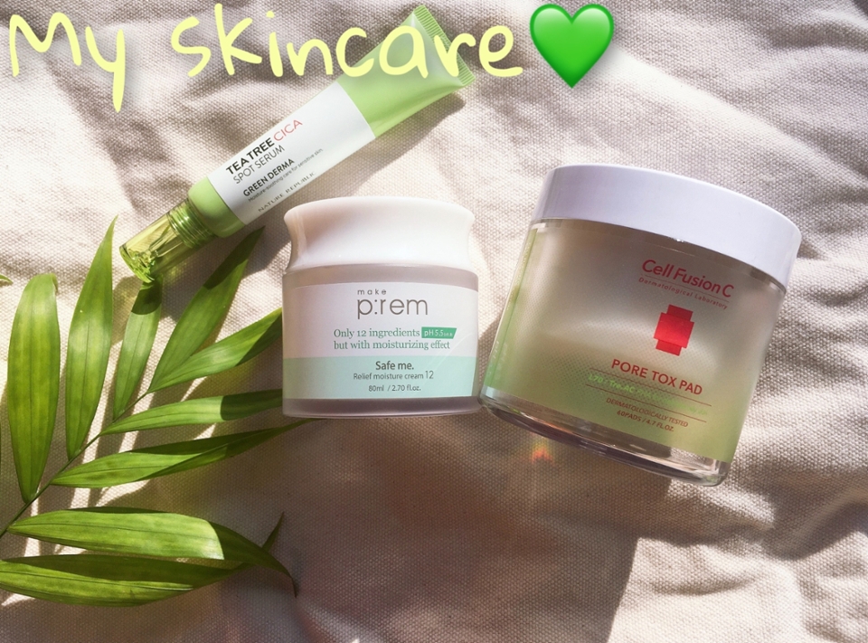 #언파프렌즈5기 1주차 미션으로 스킨케어 꿀팁을 소개하려고 해요 ♥
저는 속건조를 많이 느끼는 수분 부족형 피부 타입이면서 건성에 가까운 피부 타입이라 풍부한 수분과 함께 편안한 피부 보습으로 스킨케어 루틴을 하고 있어요. 오늘은 간단하면서도 알찬 스킨케어 루틴이자 꿀팁을 소개해드릴게요... ☆

* 중간중간 수분을 더 피부 깊숙하게 채우는 방법 등을 소개하다보니 글이 다소 길 수 있어요. 자세한건 최대한 사진과 설명, 움짤로 다양하게 설명할 예정이기도 합니다!