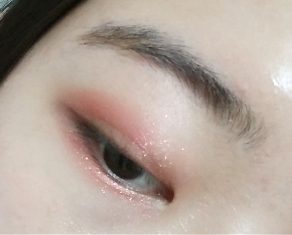 눈두덩이가 핑크핑크~❤❤