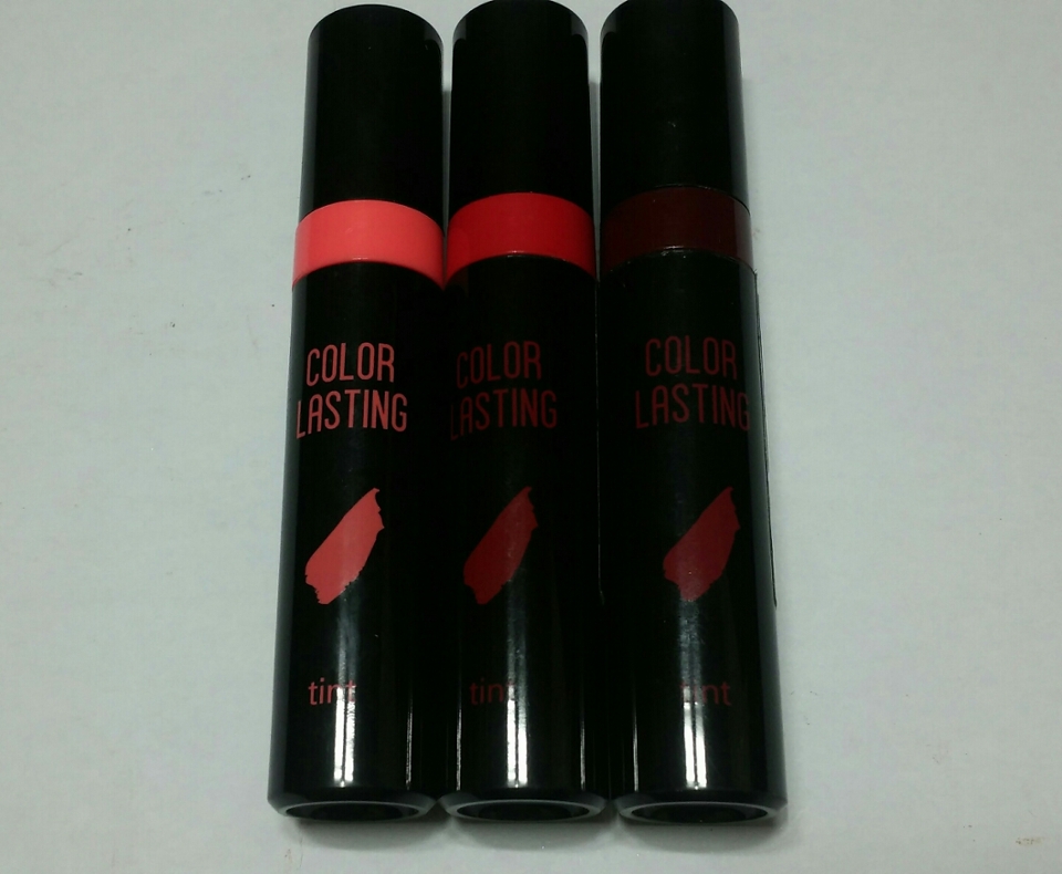 순서대로 피치퓨레-더레드-고담레드입니다!