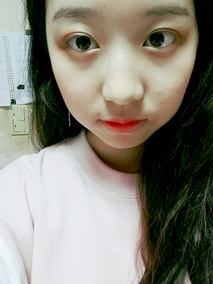 #아리따움 소셜라이트