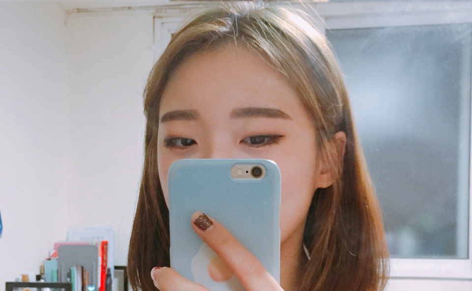 그래도 저랑 같이 눈썹 정리하며 새로운 일주일 알차게 보내요!!!!! 