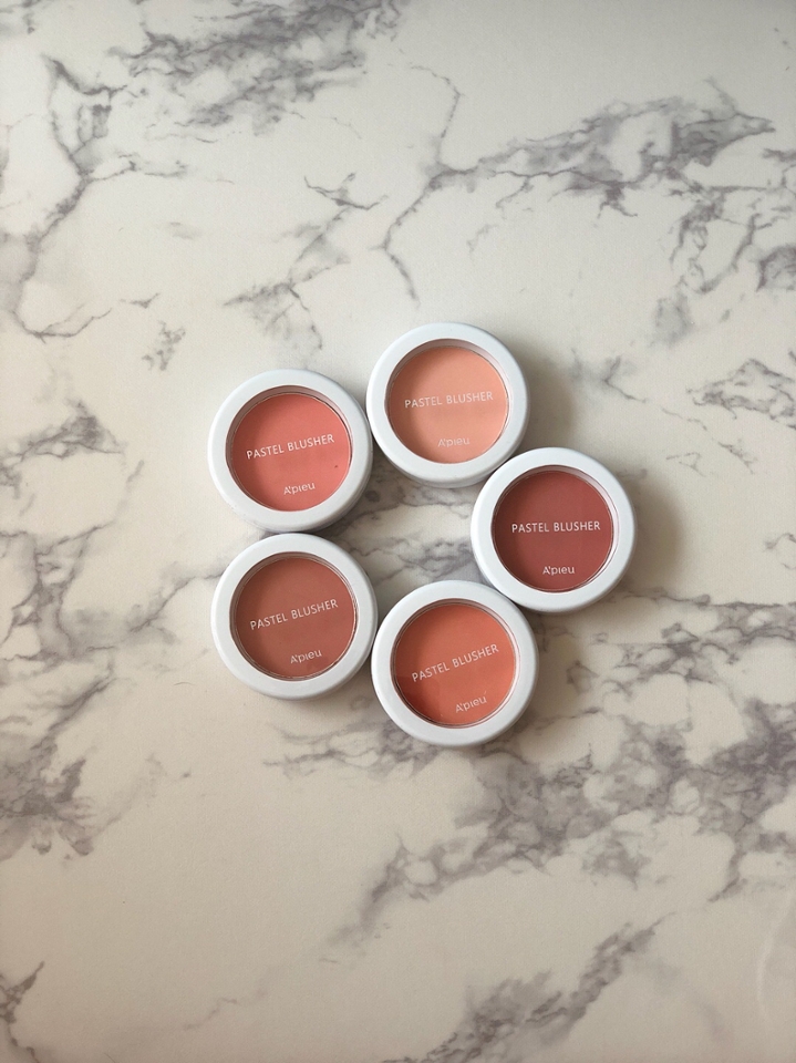 코랄 5가지 컬러부터 발색해볼게요