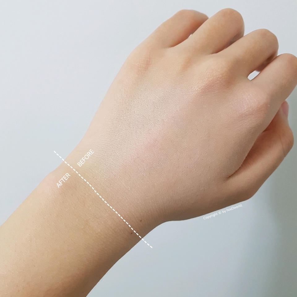 
톤업 기능 다시 한 번 보세요 !!!! 
좋은 건 두 번 보셔야 해요! 
«٩(*´∀`*)۶»
​
'허옇게 떴다 ','백탁 '이 아니라, 
'자연스러운 톤업'인 거 보이시죠? 
​
발림성 + 밀착력 + 자연스러운 톤업 
이 셋을 모두를 잡은 제품이라고 할 수 있어요.
