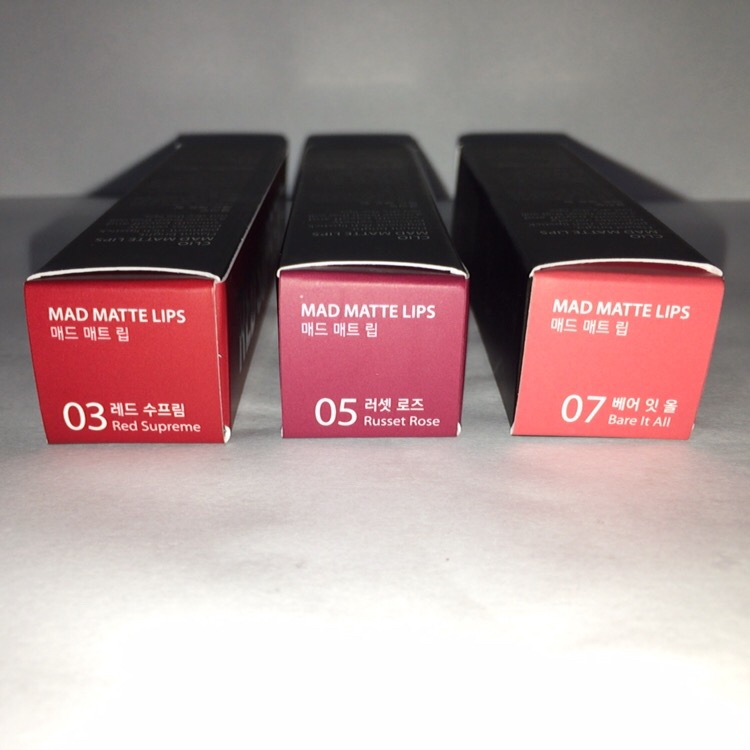 외관 윗부분도
색상과 색상명을 표시하고있습니다.