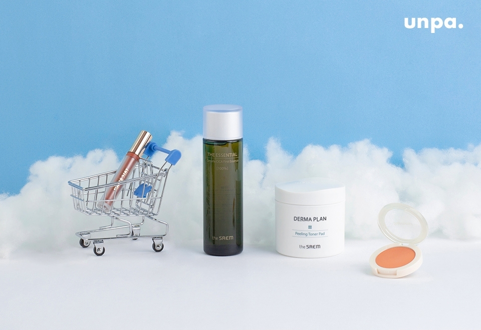 보습&진정을 탄탄하게 잡아주는 더샘의 기초 제품들부터
차분한 컬러감으로 분위기 그윽하게 해주는
메이크업 제품들까지! 승무원들이 추천하는 더샘 간증템으로
피부걱정, 메이크업 걱정 저 멀~리 날려버려♥
-
본 콘텐츠는 더샘 제공으로 언니의 파우치에서 제작하였습니다.