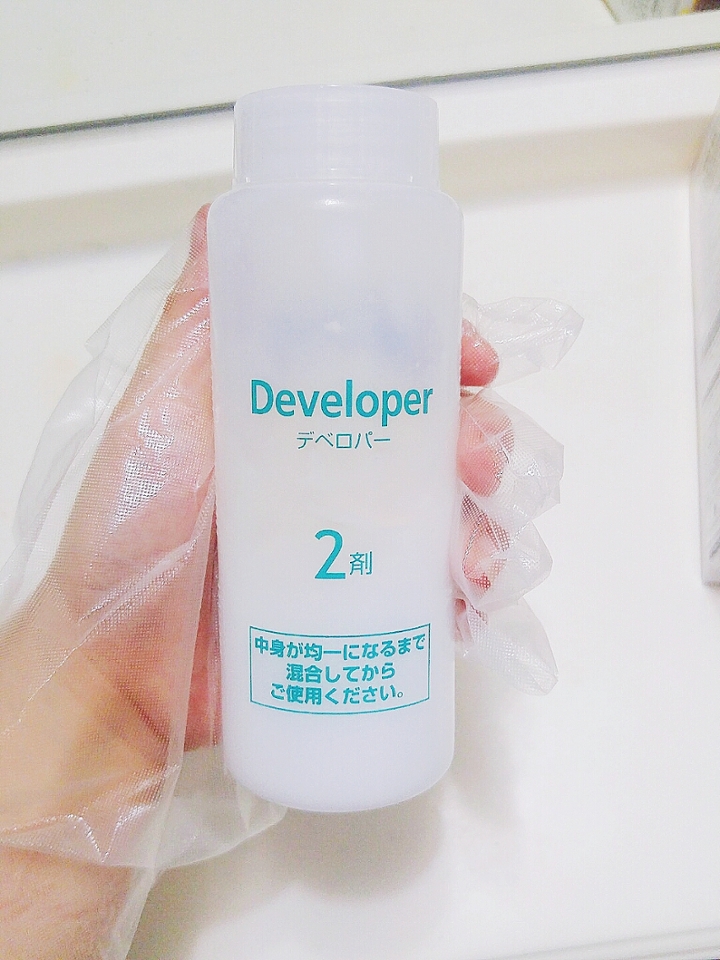 1제를 다 짠 후에는 퀵노즐 말고!!!!!!! 원래 닫아져 있던 뚜껑으로 닫은후에 위아래로 쉐킷쉐킷 해주세요ㅎㅎ 퀵노즐을 끼고 흔들면 샐 수 있어요ㅠㅠ