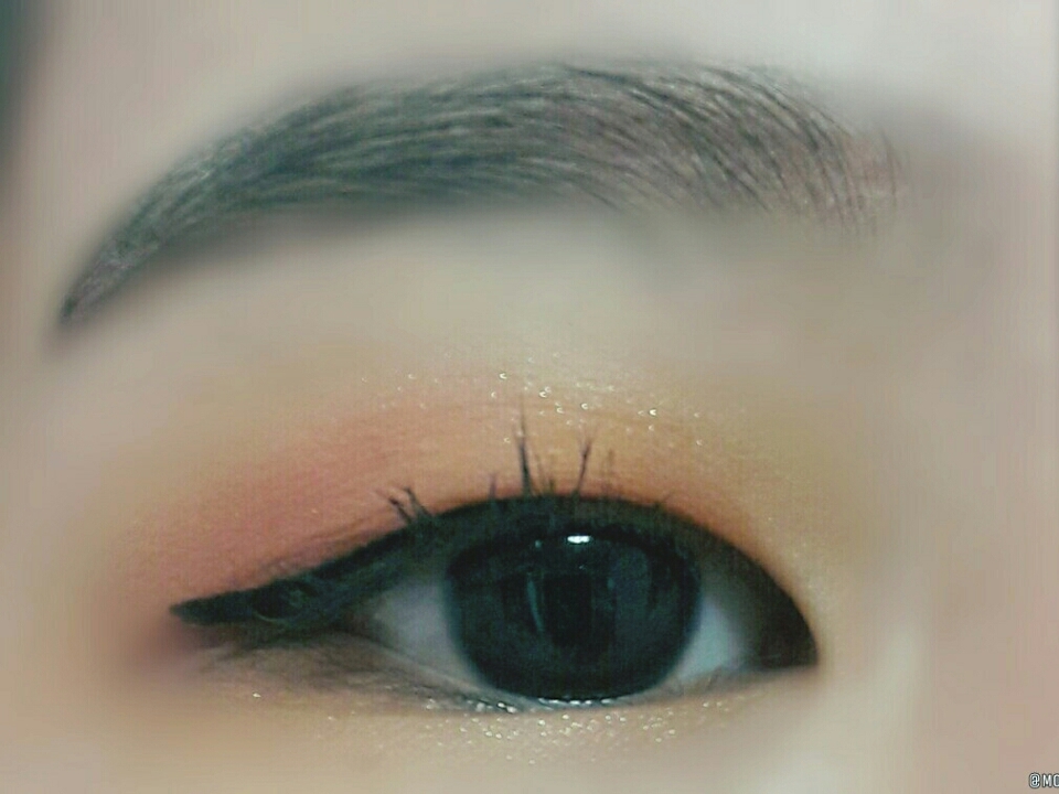 필터 O

이렇게 사과가 되고싶었던 오렌지메이크업이 끝입니다
올로드샵이라 쉽게 따라하실수있습니다 체육대회나 축제때도 발랄하게 할수있는 메이크업인것같습니다